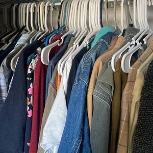 MULTIPLE WOMENS ITEMS!